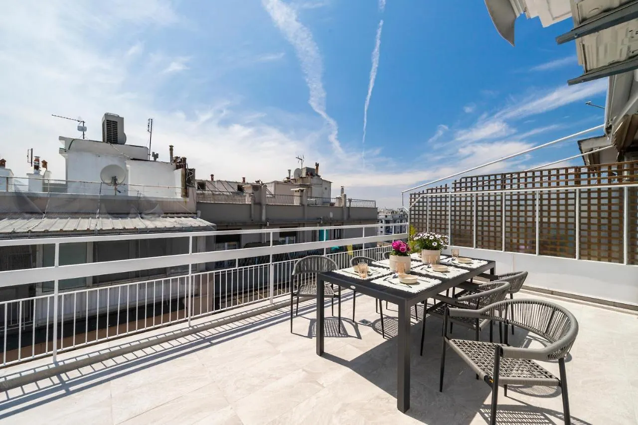 Apartmán Ares Penthouse Soluň Řecko